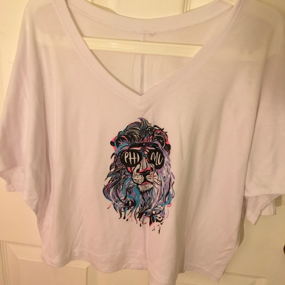 Phi Mu crop tee